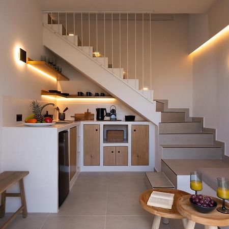 Sugarwhite Suites With Private Not Heated Pool Emporio  Екстериор снимка