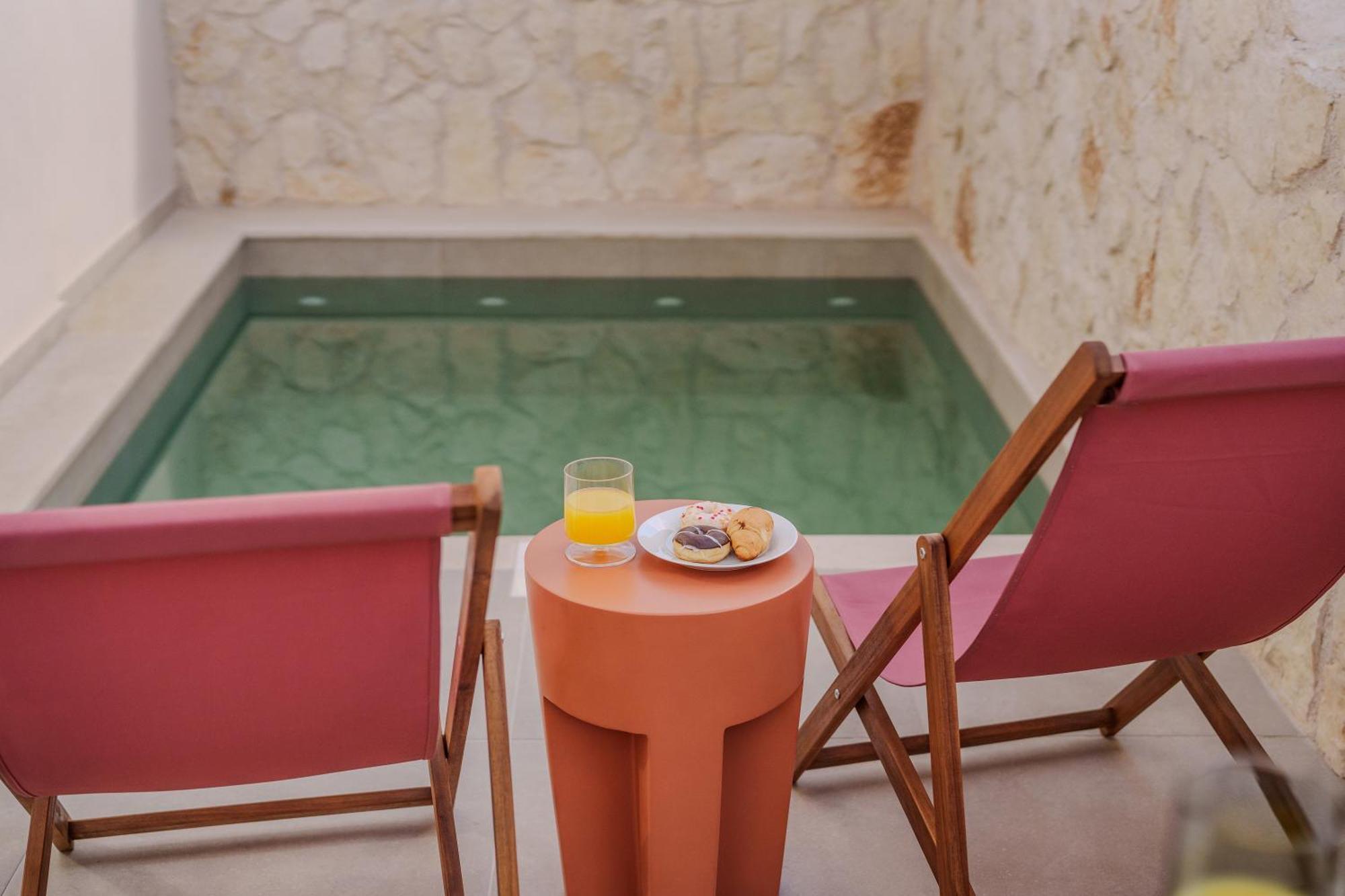 Sugarwhite Suites With Private Not Heated Pool Emporio  Екстериор снимка