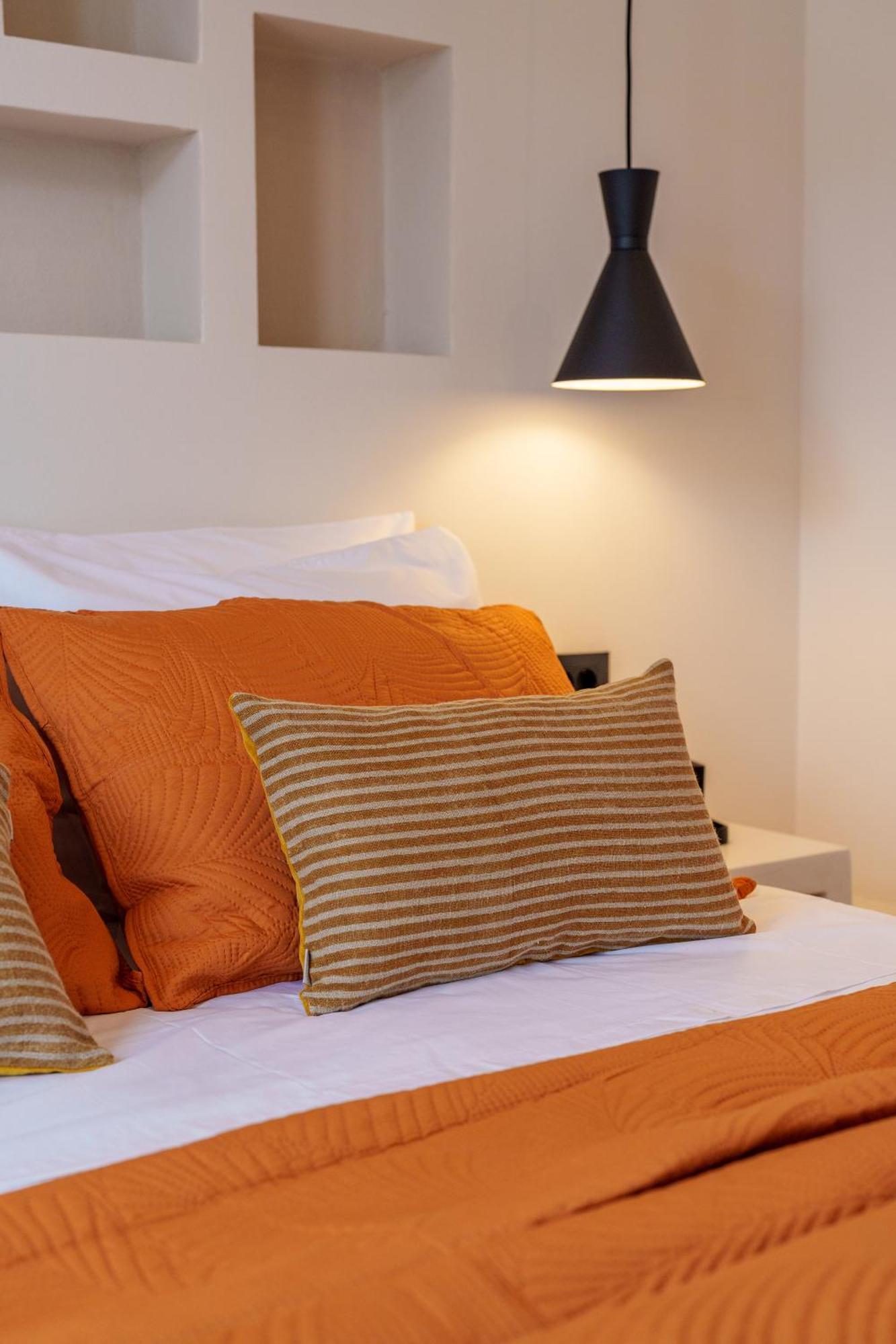 Sugarwhite Suites With Private Not Heated Pool Emporio  Екстериор снимка