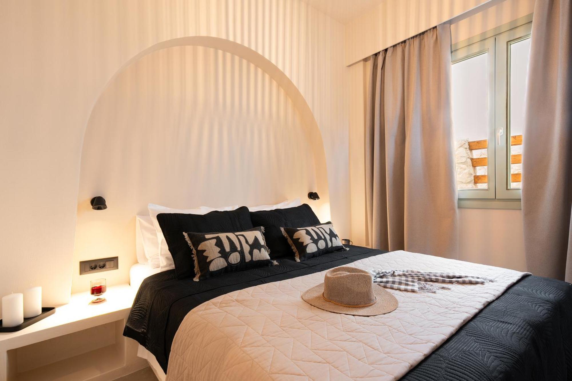 Sugarwhite Suites With Private Not Heated Pool Emporio  Екстериор снимка