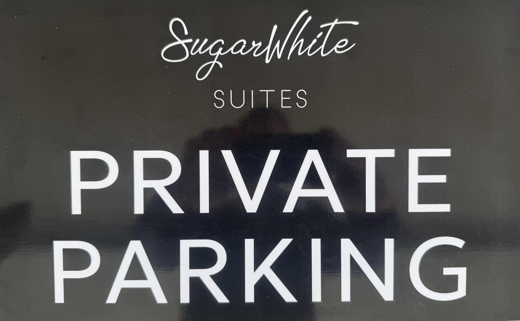 Sugarwhite Suites With Private Not Heated Pool Emporio  Екстериор снимка